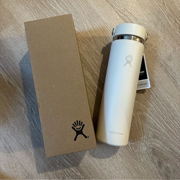 Hydro Flask Nordstrom Anniversary Sale 2023 24 oz. Bottle, Moonlight - Picture 1 of 6
